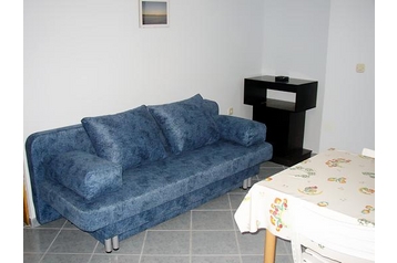 Family pension Kustići 3